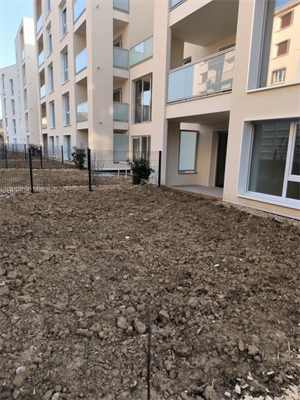 t3 à la location -   69400  VILLEFRANCHE SUR SAONE, surface 61 m2 location t3 - UBI443862536